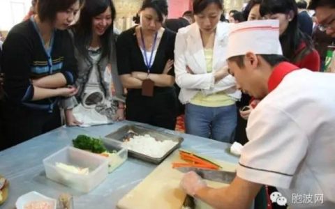 曼德勒：缅中合作举办中餐厨艺培训班