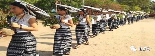 缅甸各地举行传统格宋月盈菩提树泼水节