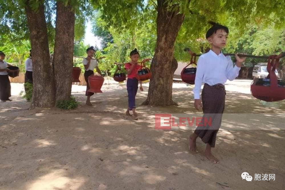 仍保留缅人传统发型的蒲甘娘乌镇区乡间孩童