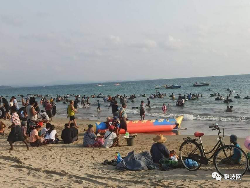 缅甸泼水节的热闹之处之：伊洛瓦底省维桑海滨度假区