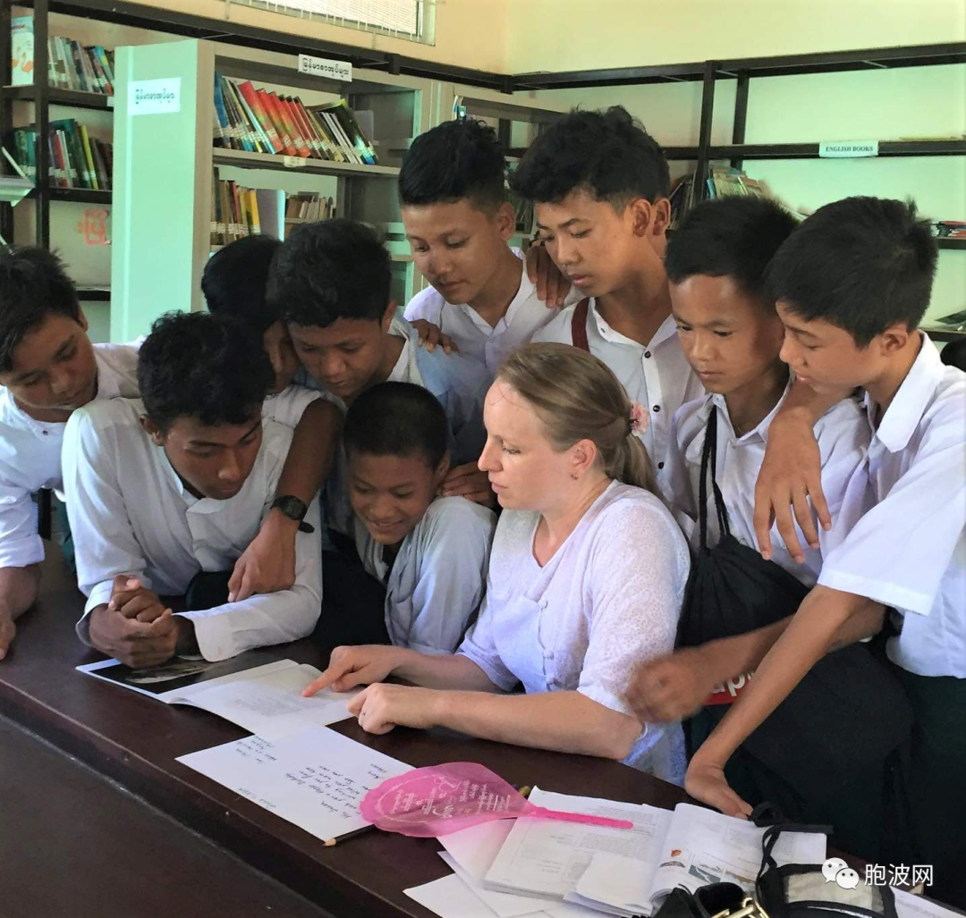 ​照片集：​教英文的美国项目PEACE CORPS跟缅甸说Bye Bye