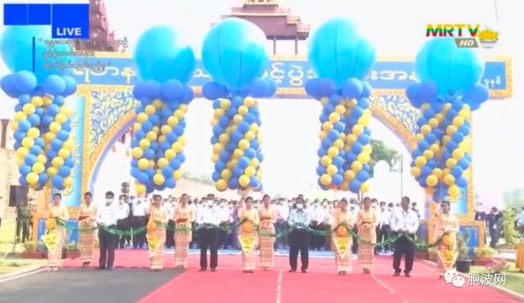 月13日泼水节预庆日的曼德勒"