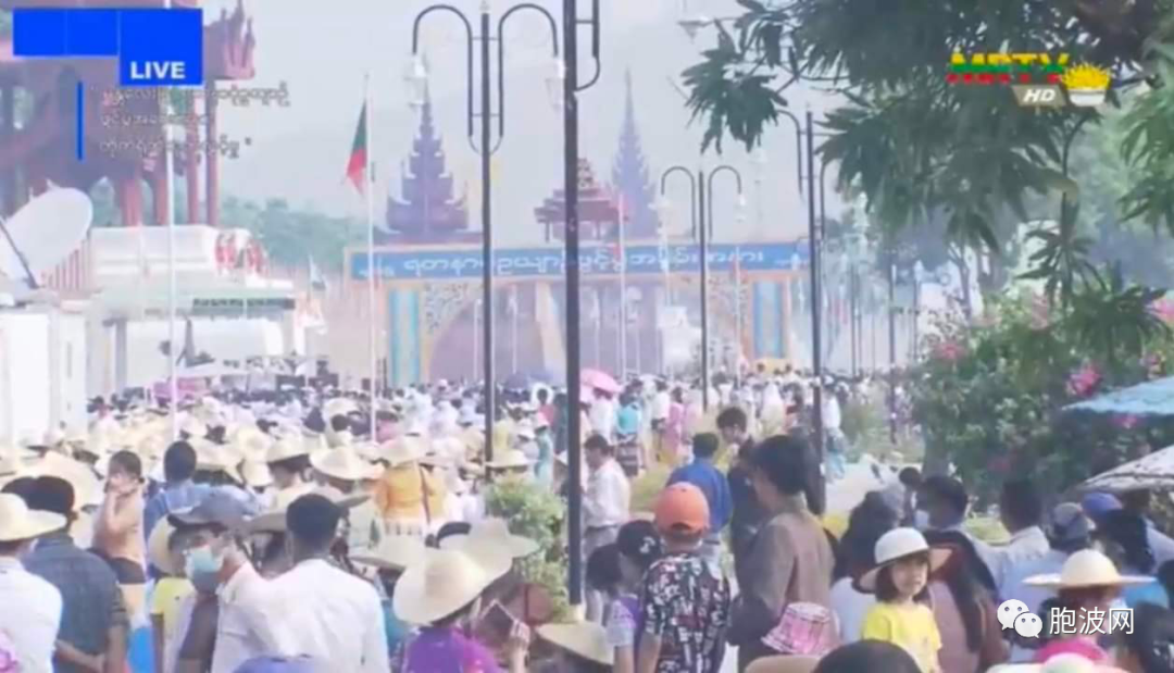 月13日泼水节预庆日的曼德勒"