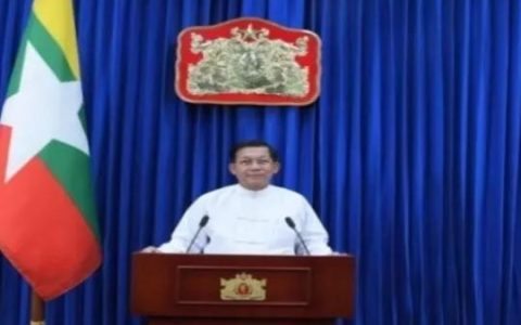 军方老大向民地武老大喊话！又是政治秀？