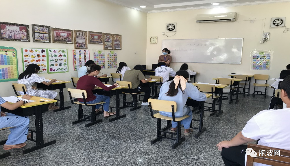 时隔两年福庆孔子课堂恢复线下HSK考试