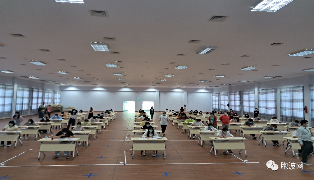 时隔两年福庆孔子课堂恢复线下HSK考试