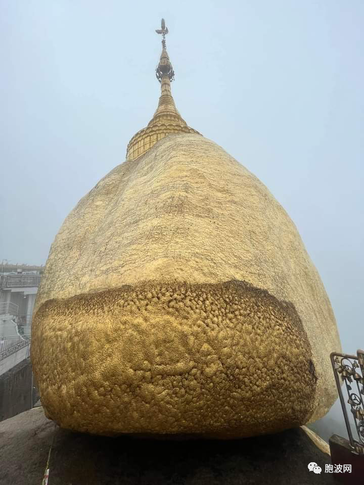 缅甸著名的寨体优大金石佛塔遭击