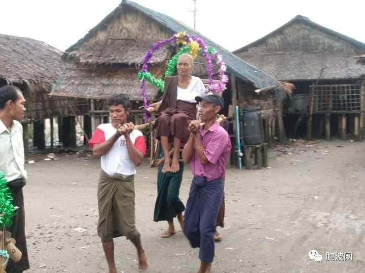 格宋月盈日缅甸孟邦保存至今的传统敬老活动