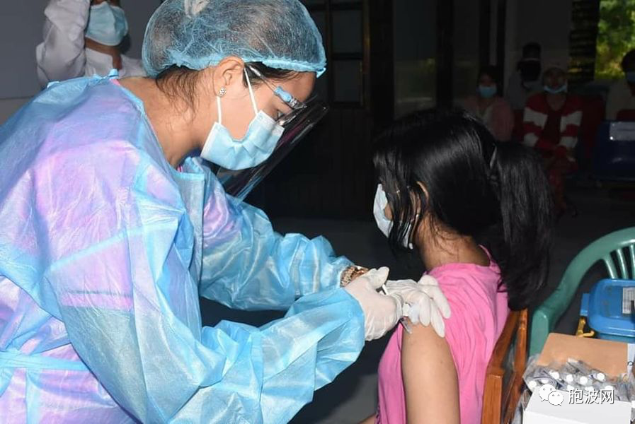 在缅甸生产的瓶装疫苗MYANCOPHARM开始投入接种