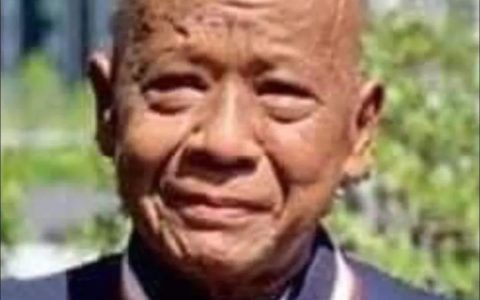 曼德勒市民怀念两位园丁