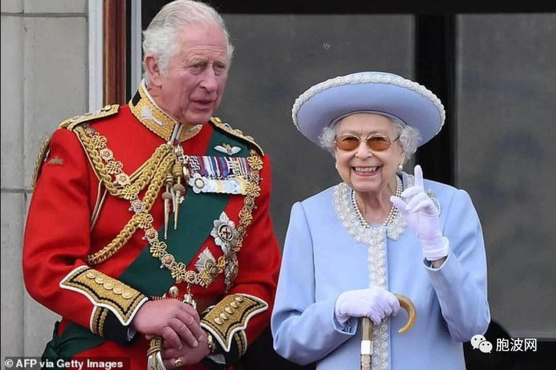 缅甸社交媒体报道英国女皇登基70周年庆典