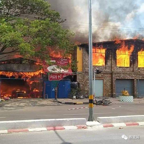 火灾：曼德勒市区失火，孟邦公路油车也起火