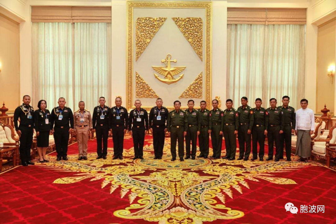 泰国皇家军队代表团团长与缅甸军方老大会晤