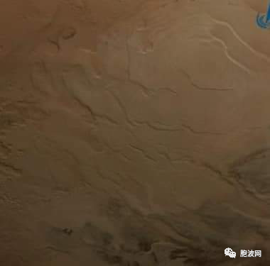 缅媒报道中国太空船的火星照片