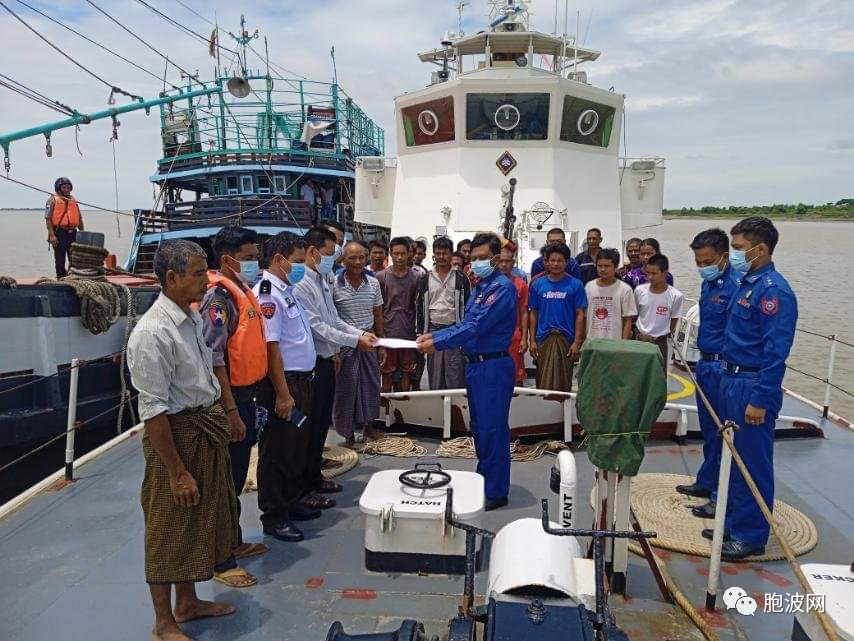 缅甸22名沉船渔民获海军边防部队营救