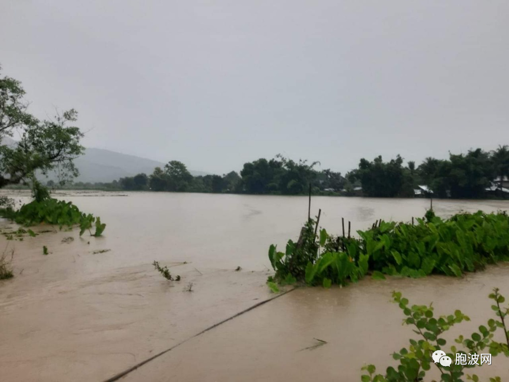 强降雨，恩多基地区一带村庄已成泽国水乡