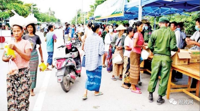 缅甸民间组织廉价出售基本食物救助底层民众