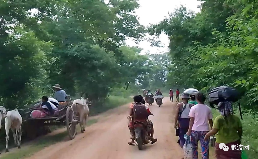 实皆省马圭省克伦邦孟邦数以万计的村民逃避战乱流离失所