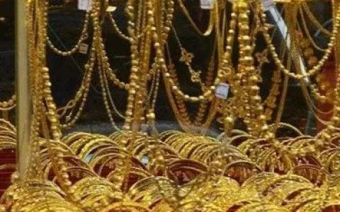 一个月之内缅甸黄金价一缅两下跌百万缅币！