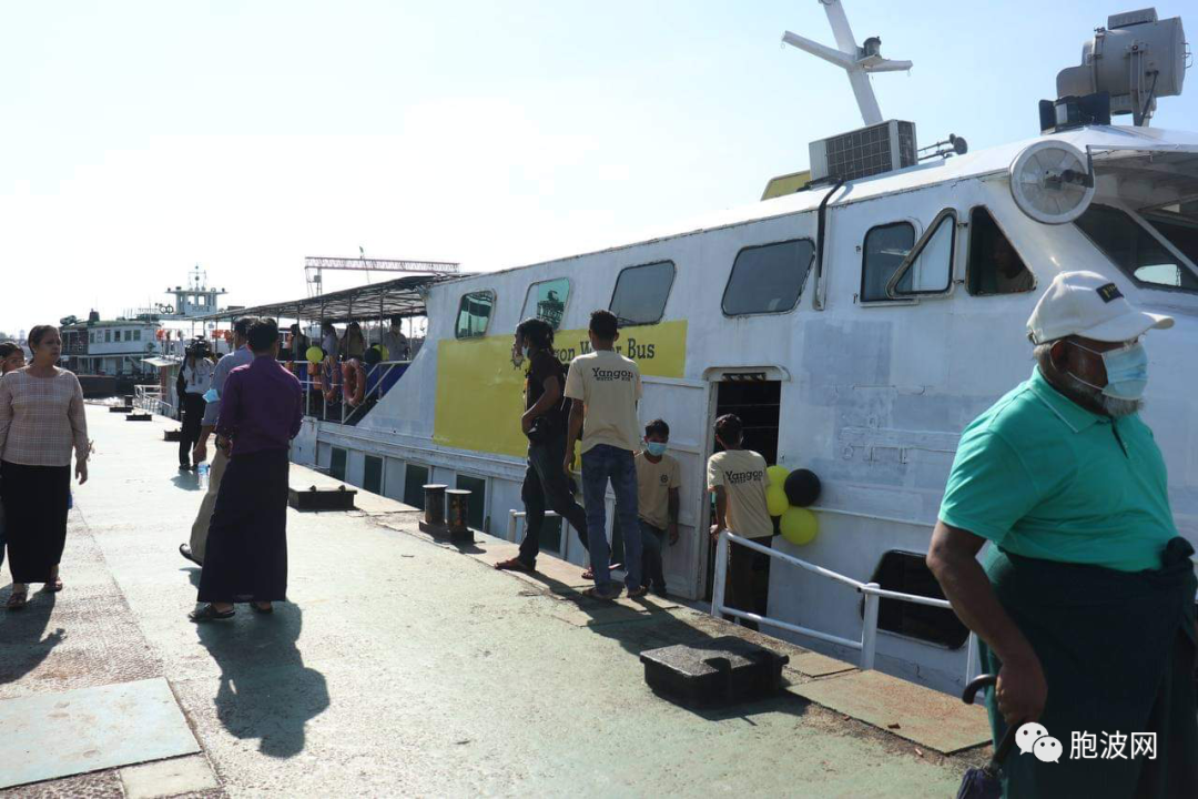 停运两年多时间的仰光水上客船YANGON WATER BUS恢复营运