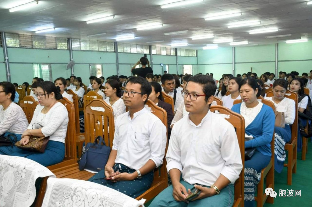 缅甸全国的大学都开学了！