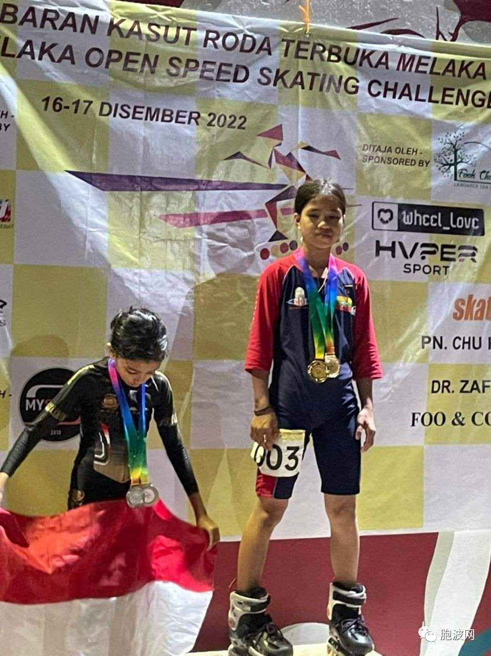 缅甸两少年在马来西亚举办的滑冰比赛荣获金牌