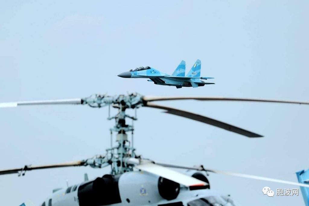缅甸空军75周年庆典展示俄制新型战机