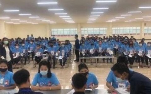 缅甸驻泰使馆上门“移动”办理护照