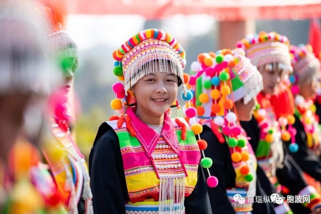 跨境民族傈僳族举办传统新年节庆阔时节