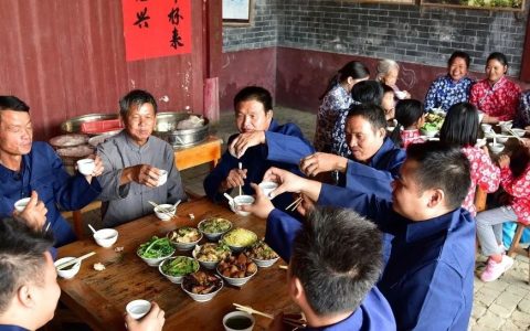 高启安：丝绸之路如何影响中华饮食？| 东西问