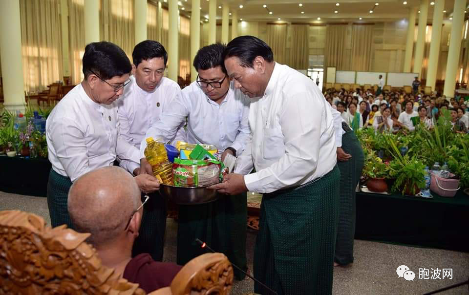 缅甸政治离不开宗教