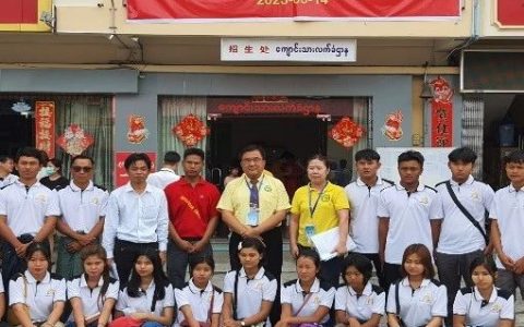 2023年第二次线下汉语水平考试HSK风雨无阻地如期举行