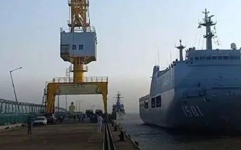 缅甸海军动用最大最现代化的军舰前往救灾
