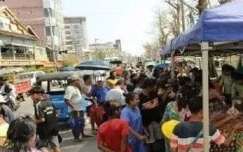 军方还有这一招：为灾区民众廉价提供厨房必需品！