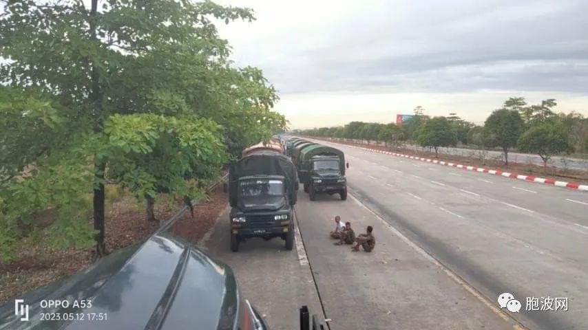 军方出动“海陆空”运送救灾物资！