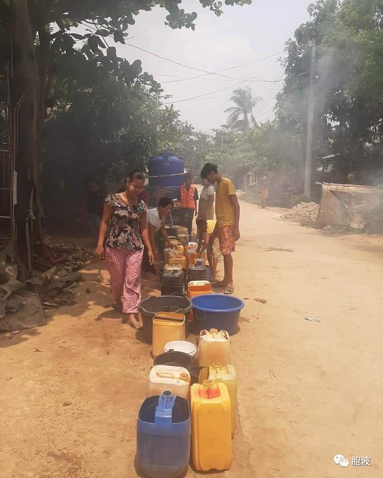 缅甸民众饱受煎熬：酷热+断电+缺水！