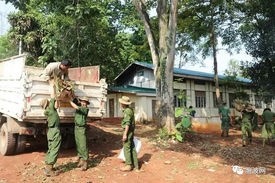 照片新闻：缅甸中小学校准备开学