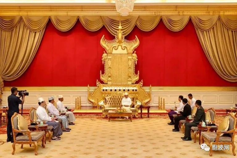 柬埔寨驻缅甸新任大使递交国书
