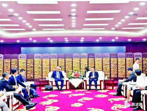 缅甸经贸部联邦部长吴昂奈乌访问临沧重庆