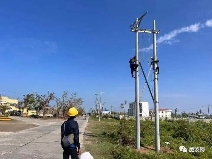 照片新闻：若开邦电力供应设备修复工作正在紧锣密鼓地进行