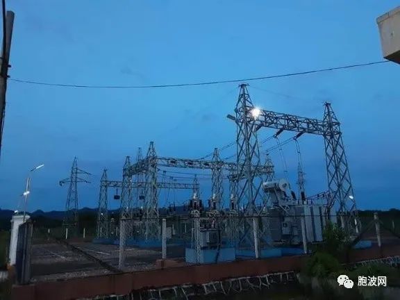 重灾区若开邦10个镇区恢复电力供应！