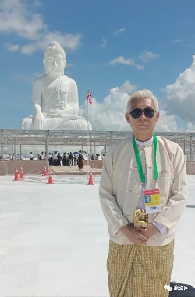 华人摄影大师镜头下的内比都巨型大佛雕像
