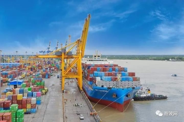 8月份15家航运公司的54艘国际货柜大船将停靠仰光码头