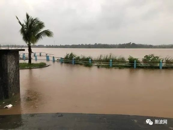 缅甸也遇洪灾，到处是泽国水乡
