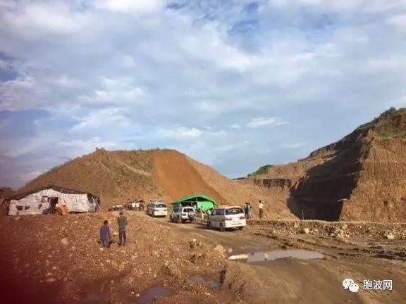 ​血玉：缅甸帕敢翡翠矿区再发坍塌