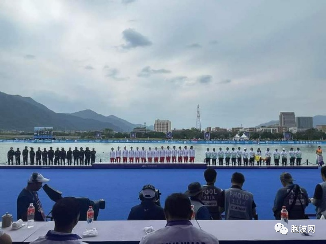杭州亚运会龙舟500米比赛中缅甸女子队再夺铜牌