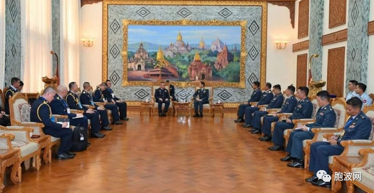 应缅甸国防军空军司令的邀请泰国皇家空军司令再次访问缅甸