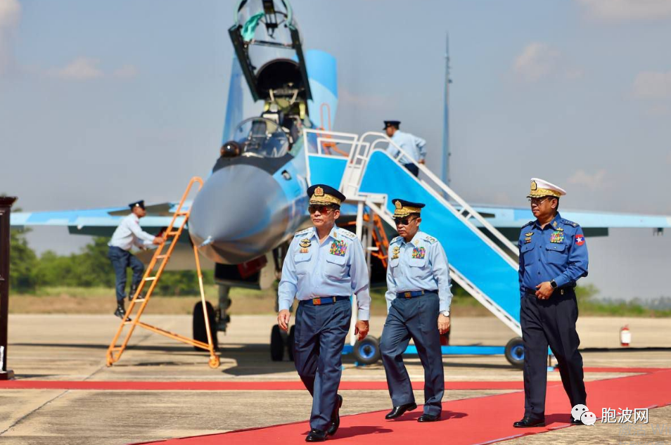 俄制第四代战机SU-30正式入役缅甸空军