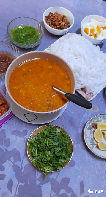 缅甸美食“莫亨卡--鱼汤米粉”被定为“‘一带一路BRI’国际食品”