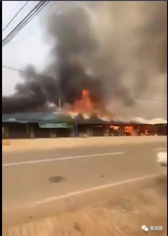 克亚邦磊固市场大火，数百店铺毁于一炬
